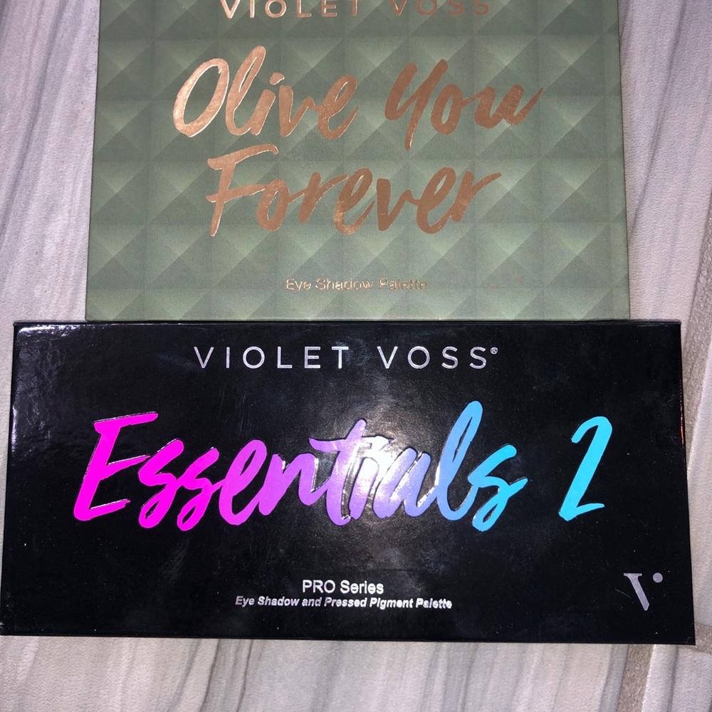 Violet Voss eyeshadow pallets